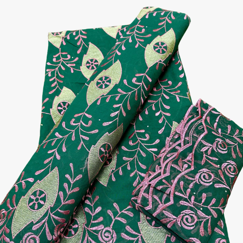 Tissu Brodé avec Foulard Couleur Vert 5 yards
