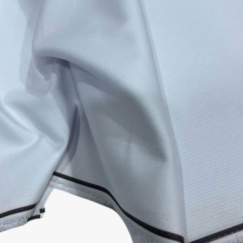 Tissu Super Cent Blanc de lait par mètre